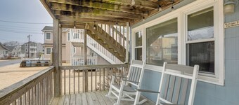 Pet-friendly Long Beach Island Home: Walk to Beach
