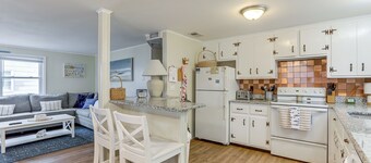 Pet-friendly Long Beach Island Home: Walk to Beach