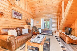 House (1 Bedroom) | Interior