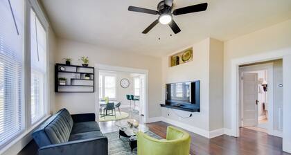 Waterfront Portsmouth Apt: 1/2 Mi to Dtwn & Ferry