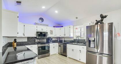 New Mexico Smart Home w/ Private Yard & Grill