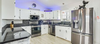 New Mexico Smart Home w/ Private Yard & Grill