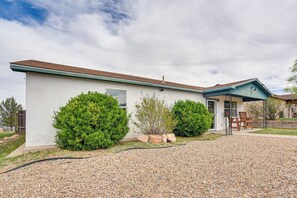 House (3 Bedrooms) | Interior - New Mexico Smart Home w/ Private Yard & Grill (Tucumcari)