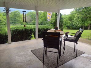 Cottage, 2 phòng ngủ | Hiên