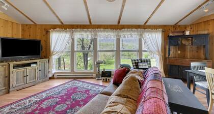 Riverside Serenity: A Picturesque Retreat 2 Bedroom Cottage by RedAwning