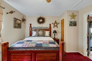 Cottage, 2 phòng ngủ | 2 phòng ngủ, bàn, khu vực làm việc phù hợp cho laptop 