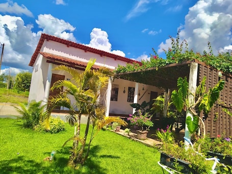 Front of property. Pousada Águas da Chapada