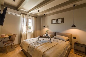 4 Schlafzimmer, Bügeleisen/Bügelbrett, WLAN, Bettwäsche