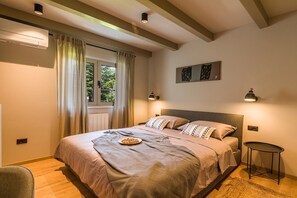 4 bedrooms, iron/ironing board, WiFi, bed sheets - Villa Cami in Gracisce (Gracisce)