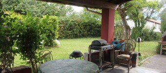 Birds House - apartment with private garden  