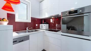 Departamento (Apartments Meri & Karla - Two Bedroom) | Cocina privada | Refrigerador