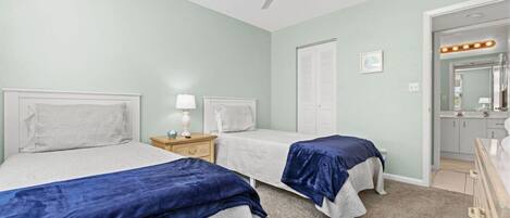 2 chambres, bureau, fer et planche à repasser, Wi-Fi gratuit