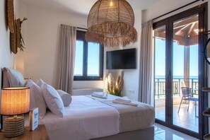 3 bedrooms, iron/ironing board, free WiFi, bed sheets - Anelia  Serene Villa 500 m from the beach! (Sfakaki)