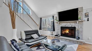 Smart TV, fireplace, video games