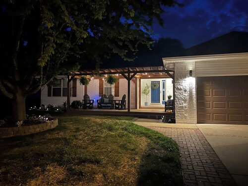 Fountain of Life Home
EV Charger Level 2
Family-friendly 3 bedroom-2 bath