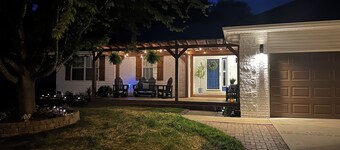 Fountain of Life Home
EV Charger Level 2
Family-friendly 3 bedroom-2 bath