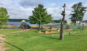 Children's area - New! 2 bedroom with magnificent lake views! (Woodruff)