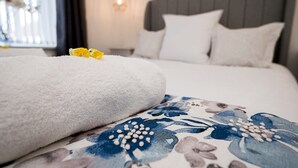 3 slaapkamers, een bureau, een strijkplank/strijkijzer, wifi