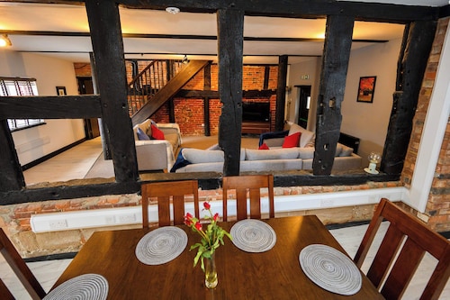 The Cottage: Beautiful Farm near Cannock Chase