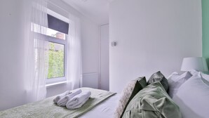 Apartment - Urban Central 2 Bed House (Cardiff)