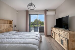3 chambres, fer et planche à repasser, accès au Wi-Fi (inclus)