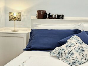 Superior Triple Room | Individually furnished, free WiFi - A Casa del Farmacista  (Casarano)