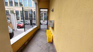 Loft, 1 Bedroom, Accessible, Smoking | Exterior