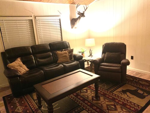 A quiet country retreat 8 miles from town.