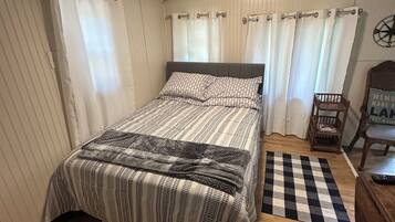 3 chambres, fer et planche à repasser, Wi-Fi, literie fournie