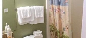Cute 2 bedroom/2 bathrooms home