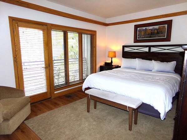 Condo, Multiple Beds, Mountain View (Chateau DuMont Oversized 2 Bed 2 Bath) | Individually decorated, individually furnished, free WiFi, bed sheets