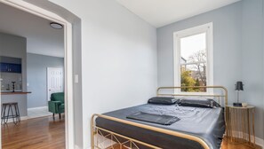 Room - Modern 1BR Near NYC - Pet-Friendly w/ Laundry Unit (Lodi)