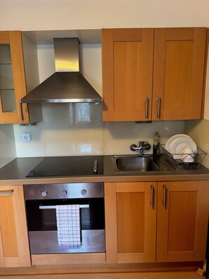 Talo, 2 makuuhuonetta, terassi | Sisätilat