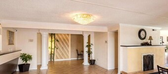 Sunrise Inn & Suites