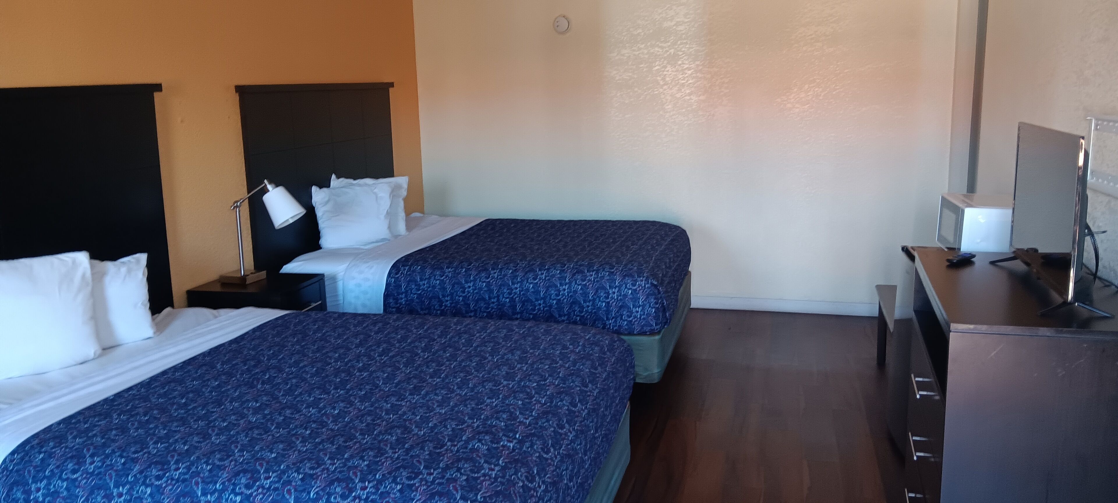 Foto - Sunrise Inn & Suites