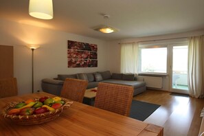 TV connectée, lecteur de DVD, chaîne hi-fi