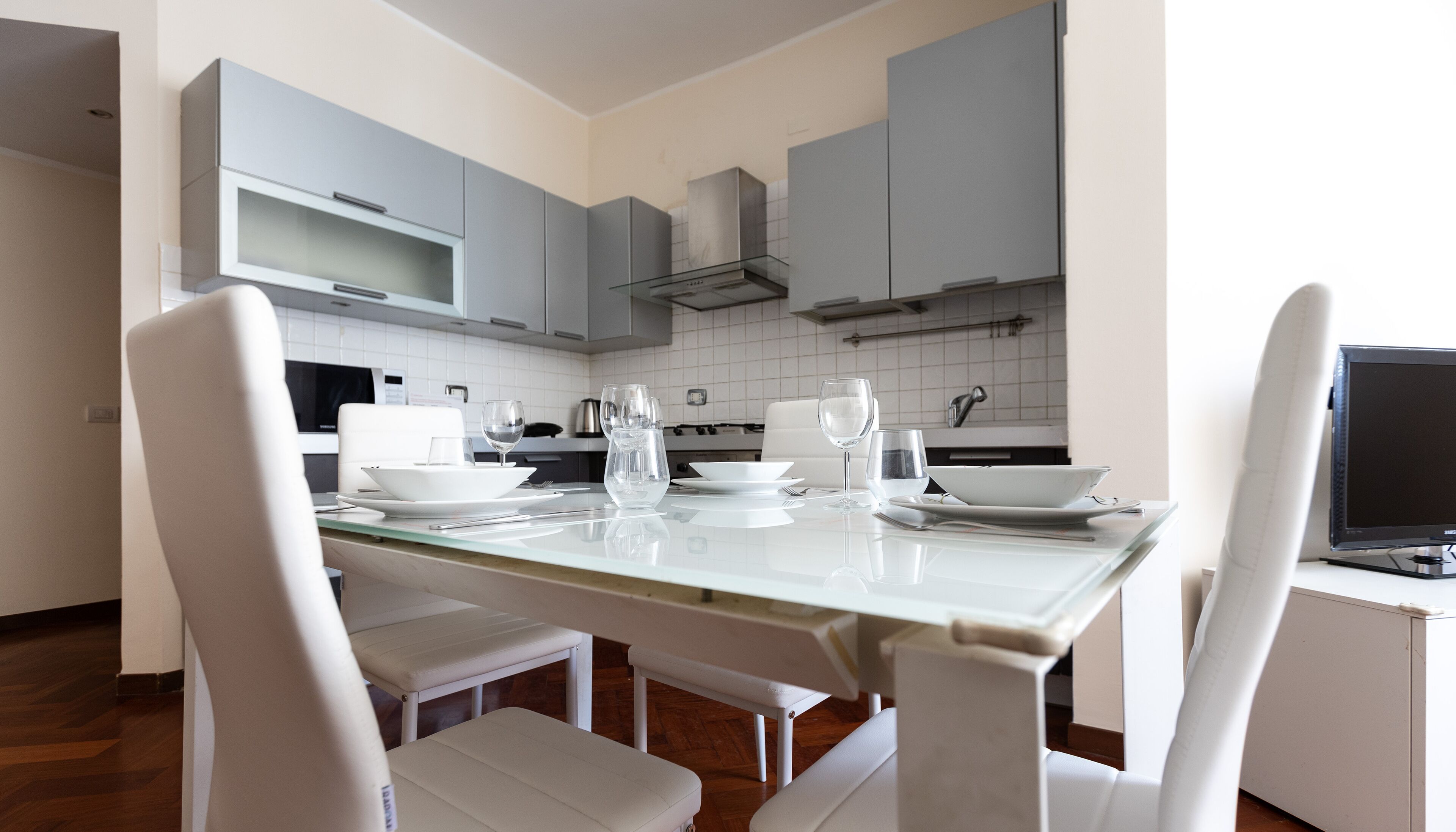 Apartament (2 Bedrooms) | Cuina bàsica privada | Microones, forn, cafetera exprés i bullidora elèctrica 