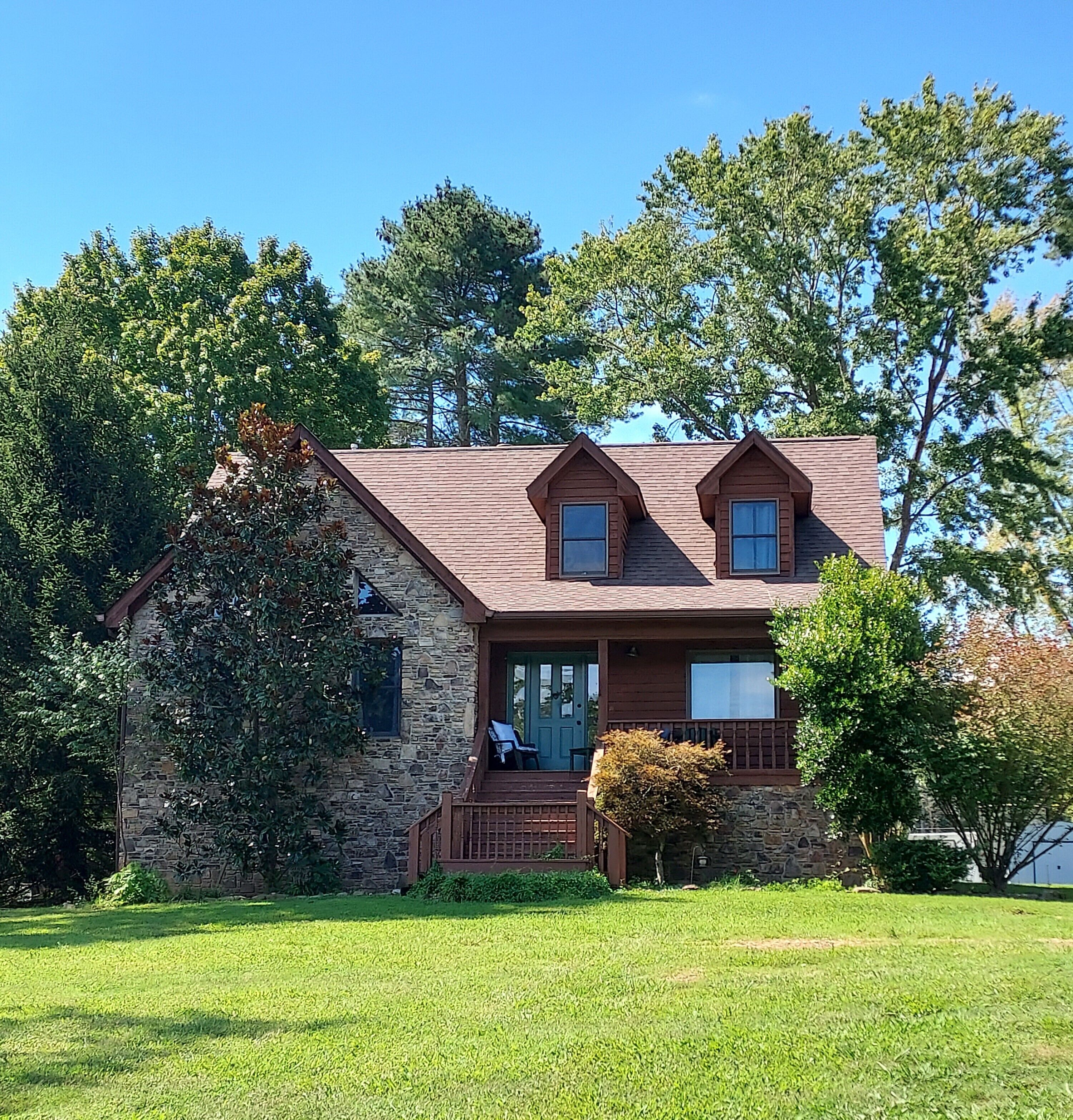Lake Front Lake House