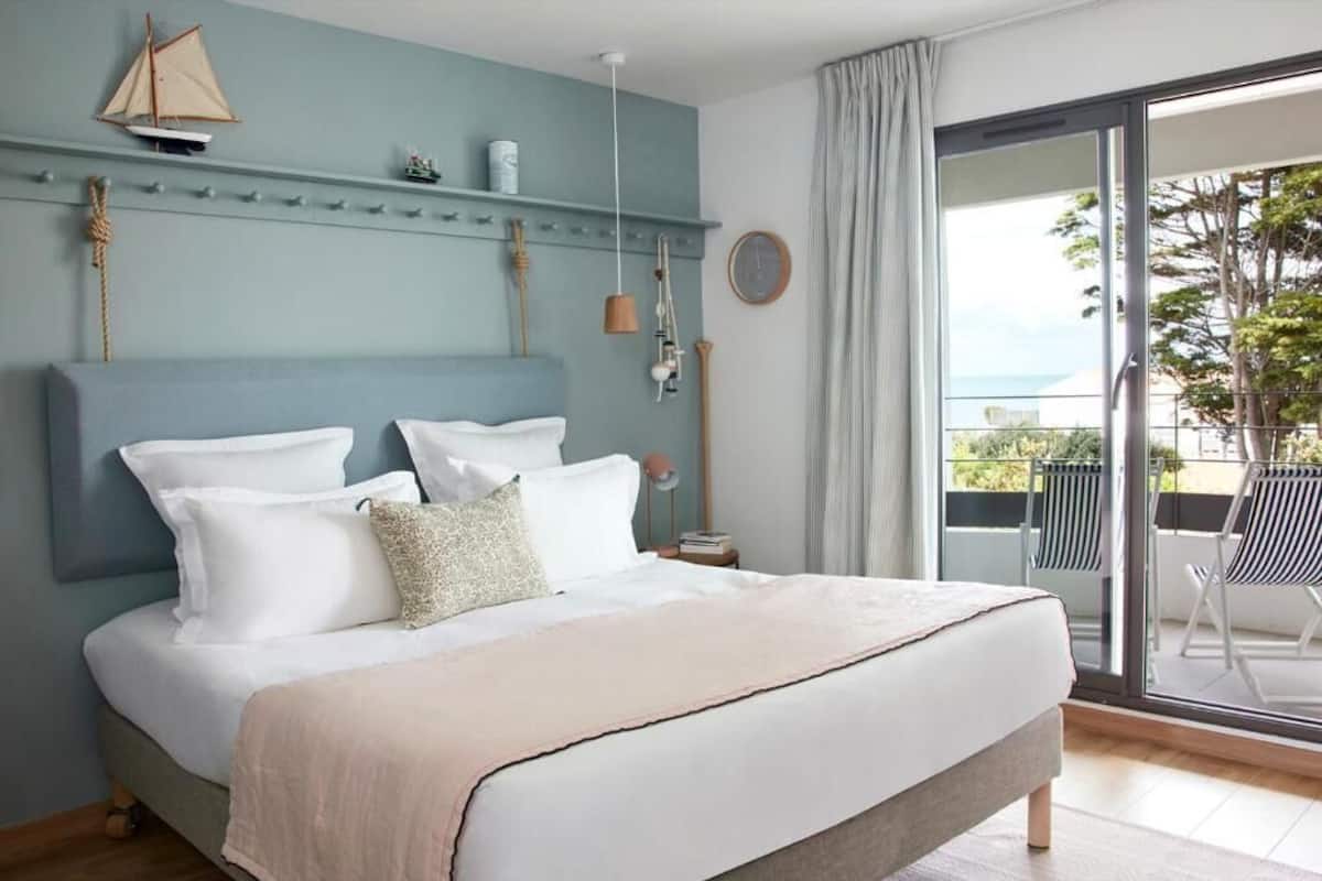 1 bedroom, free minibar items, soundproofing, free cots/infant beds