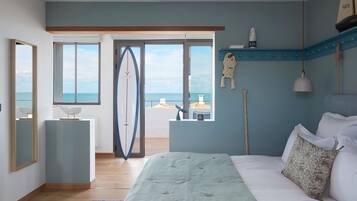 Signature Room | Free minibar items, soundproofing, free WiFi, bed sheets