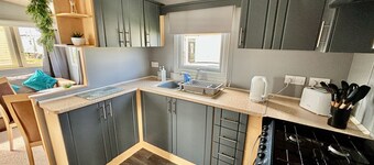 6 Berth Caravan - Sealands, Ingoldmells