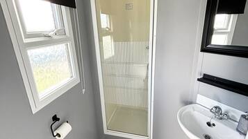 Apartemen | Kamar mandi | Shower