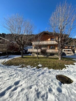 Exterior - Wifi, 1st floor, balcony, tv, ski locker, 65m², Les Gets (Les Gets)