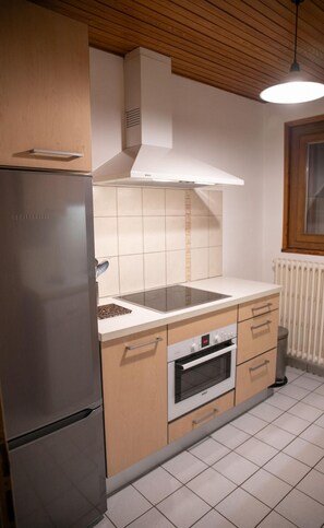 Microwave, oven, dishwasher - Wifi, 350m from ski lifts, 1st floor, balcony, tv, ski locker, 65m², Les Gets (Les Gets)
