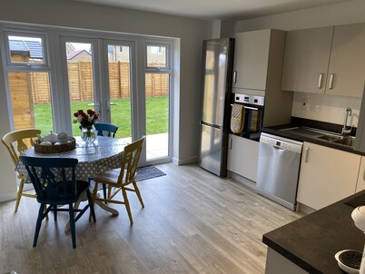 Comfortable Well Equipped Home In Isleham. Close to Newmarket, Ely & Cambridge