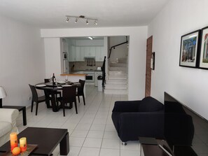 獨棟房屋 | 用餐區