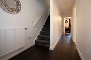 Interior - Cosy 3 Bedroom Apartment Close to Old Trafford, Media City & The Trafford Centre (Salford)