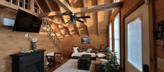 Fisherman's Paradise & Family Fun Cabin Just Minutes to PickwickLake & StatePark