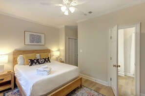 2 bedrooms, iron/ironing board, WiFi, bed sheets