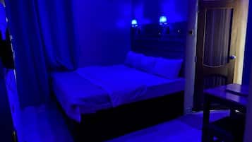 Kamar Comfort | 1 kamar tidur, meja kerja, ruang kerja ramah laptop, dan kedap suara